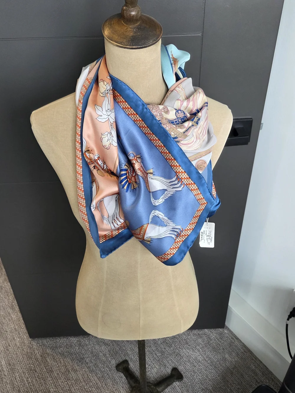 NWT Vintage-Style Equestrian Satin Scarf – Horse & Carriage Print, Blue/Pastel, - Picture 4 of 4